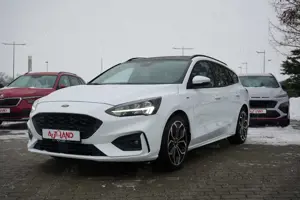 Ford Focus Turnier 1.5 EcoBoost ST-Line Aut. LED ACC Bild 2