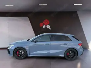 Audi RS3 Sportback 2.5 TFSI Pano 280km/h Matrix-LED RS-Spo Bild 2