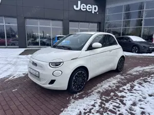 Fiat 500e La Prima