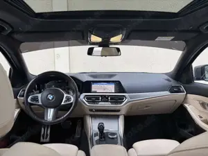 BMW 330 d M Sport AHK Pano S-Dach SpoSi ACC Bild 3