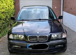 BMW 320 320i