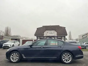 BMW 750 d xDrive*Head Up*Kamera