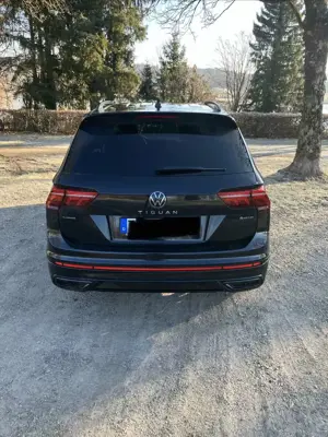 Volkswagen Tiguan Allspace R-Line 4Motion Bild 4