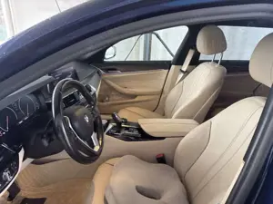 BMW 520 520d Touring Aut.Luxury Line