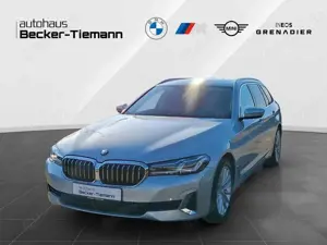 BMW 540 i xDrive Touring Luxury Line/ Driving Assistant Pr
