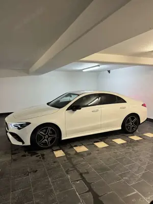Mercedes-Benz CLA 250 CLA 250 4Matic AMG Line Bild 4