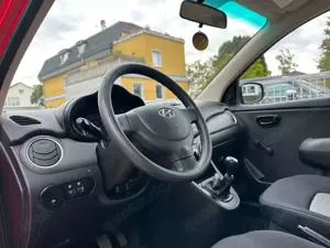 Hyundai i10 Classic E 2.-Hand * Rentner *Allwetterreifen Bild 5