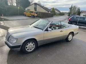 Mercedes-Benz Baureihe 124 300 CE-24, Cabriolet, 6-Zyl, Automatik