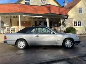 Mercedes-Benz Baureihe 124 300 CE-24, Cabriolet, 6-Zyl, Automatik Bild 3
