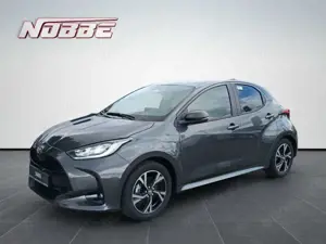 Toyota Yaris Hybrid 116 1.5 VVT-i Teamplayer+Winter-/Safety-Pak