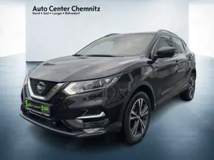 Nissan Qashqai 1.3 DIG-T DCT Zama Pano/Navi/SHZ/Kamera
