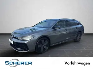 Volkswagen Passat R-Line "Signature", 4Motion, Pano, AHK el