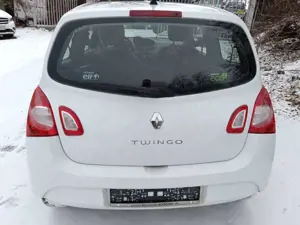 Renault Twingo Expression mit neuer Inspektion Bild 5