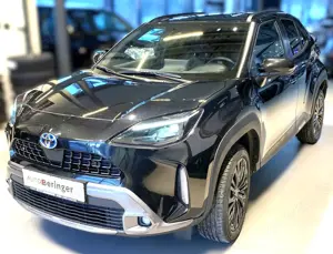 Toyota Yaris Cross Hybrid AWD-i Adventure