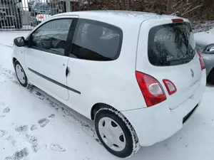 Renault Twingo Expression mit neuer Inspektion Bild 4