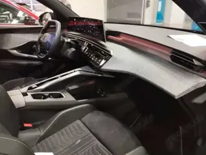 Peugeot 3008 NEUER 3008 GT Hybrid e-DSC6 *ALCANTARA*SHZ* Bild 5