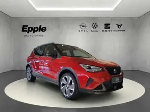SEAT Arona FR LE MANS AHK SHZ VOLL LED Navi PDC v+h+Kamera
