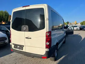 Volkswagen Crafter Kombi 35 kurz L1H1 9-Sitzer Finanzierung Bild 5
