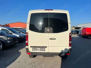 Volkswagen Crafter Kombi 35 kurz L1H1 9-Sitzer Finanzierung Bild 4