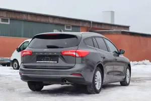 Ford Focus Turnier Titanium X Bild 5