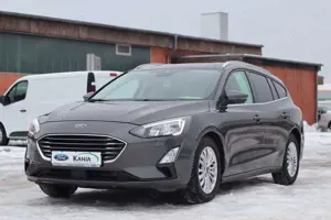 Ford Focus Turnier Titanium X Bild 2