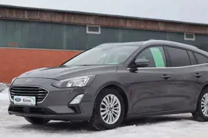 Ford Focus Turnier Titanium X Bild 3