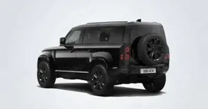 Land Rover Defender 110 4.4 Benzin P635 OCTA Black Edition Bild 3