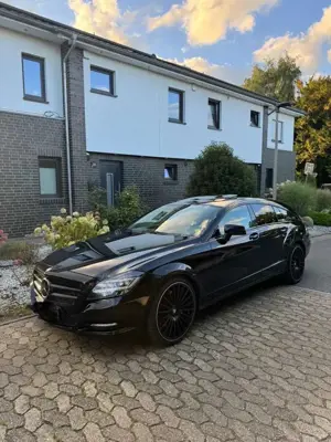 Mercedes-Benz CLS 350 Shooting Brake CDI 4Matic 7G-TRONIC Edition 1