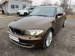 BMW 118 i Individual Edition Lifestyle 18-Zoll Räder