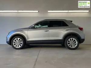 Volkswagen T-Roc LIFE 150PS AHK+Keyless+Kamera+ACC+Sitzheiz+Clim... Bild 3