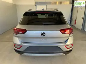 Volkswagen T-Roc LIFE 150PS AHK+Keyless+Kamera+ACC+Sitzheiz+Clim... Bild 5