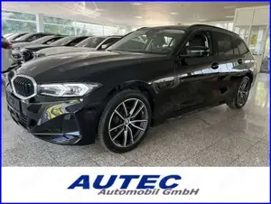 BMW 318 d Touring 360+HEADUP+AHK+LED+18"