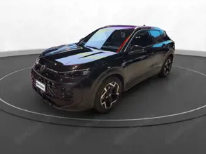 Volkswagen T-Roc R-Line 1.5 l eTSI OPF 110 kW (150 PS)