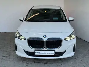 BMW 220 iA Active Tourer LiveCock.HUD.AHK.ParkAss.SHZ