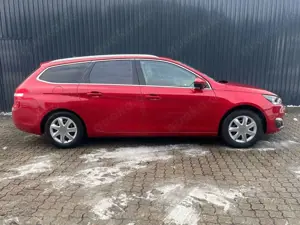 Peugeot 308 Kombi Benzin/ Kamera/8-fach-Ber/LED/Sitzheiz Bild 5