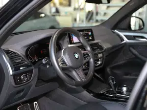 BMW X3 xDrive20d M Sport 19LM HUD AHK Bild 2