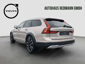 Volvo V90 Cross Country V90 B5 Cross Country Ultimate AWD Bild 4
