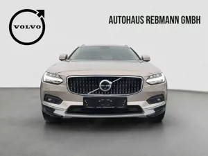 Volvo V90 Cross Country V90 B5 Cross Country Ultimate AWD Bild 2