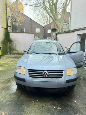 Volkswagen Passat 1.6
