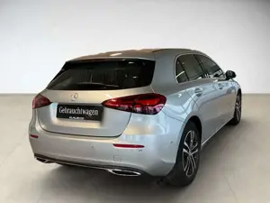 Mercedes-Benz A 180 Progressive Line Advanced AUT Kam. KlimaA Bild 4