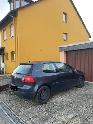 Volkswagen Golf 1.4 V