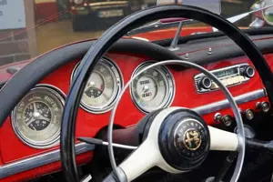 Alfa Romeo Giulietta Spider 1300,  hervorragender Zustand! Bild 2