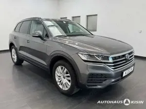Volkswagen Touareg 3.0 TDI 4M /CAM /AHK /LUFTFEDERUNG Bild 2
