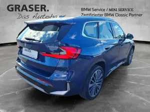 BMW X1 xDrive23d xLine SAV RFK AHK el. Sitze PDC Bild 5