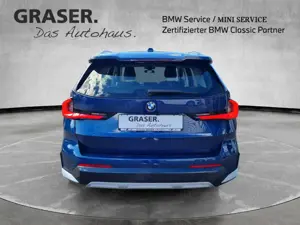 BMW X1 xDrive23d xLine SAV RFK AHK el. Sitze PDC Bild 4