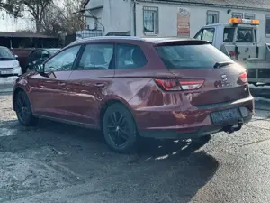 SEAT Leon ST 1.6 TDI Style*LED*NAVI*AHK*TEMPO*SHZ* Bild 5