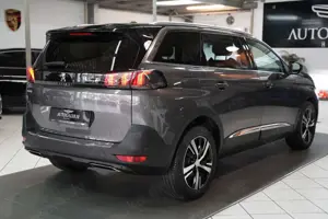 Peugeot 5008 GT*7SITZER*1.HAND*ACC*KEYLESS*SPUR*TOTW*LED Bild 4