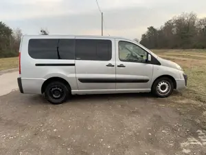 Fiat Scudo L2 (8-Sitzer)Panorama Executive Bild 2