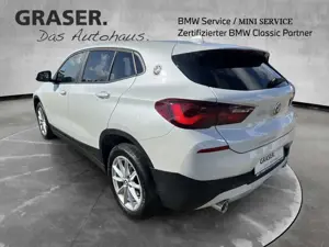 BMW X2 sDrive18d Advantage HiFi DAB LED RFK Navi Bild 3