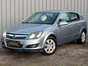 Opel Astra 1.6 Innovation 110 Jahre "Xenon "Leder "TÜV neu